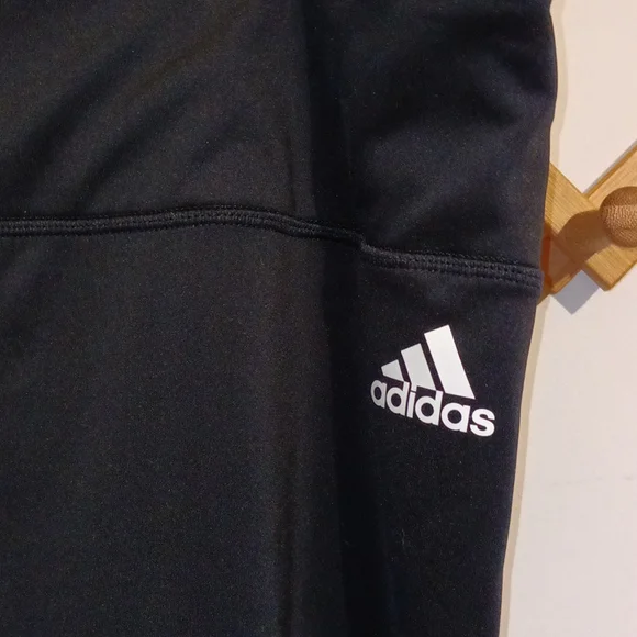 Adidas - Picture 2 of 5